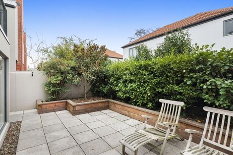 Photo of property in 4/56 Hewitts Road, Merivale, Christchurch, 8014
