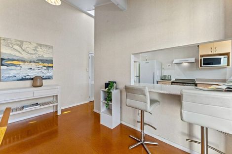 Photo of property in 24 Majesty Place, Half Moon Bay, Auckland, 2012