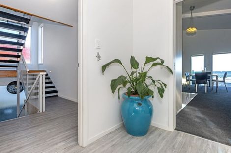 Photo of property in 10 Makorori Beach Road, Makorori, Gisborne, 4073