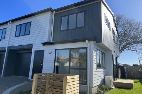 Photo of property in 13c Edinburgh Avenue, Rosehill, Papakura, 2113