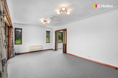 Photo of property in 806 Outram-mosgiel Road, Riverside, Outram, 9073