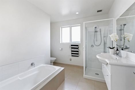 Photo of property in 72a Somerfield Street, Somerfield, Christchurch, 8024