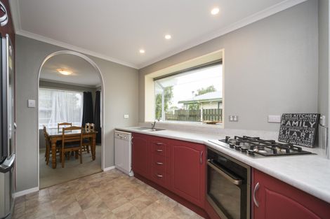 Photo of property in 23 Humphries Place, Awapuni, Palmerston North, 4412