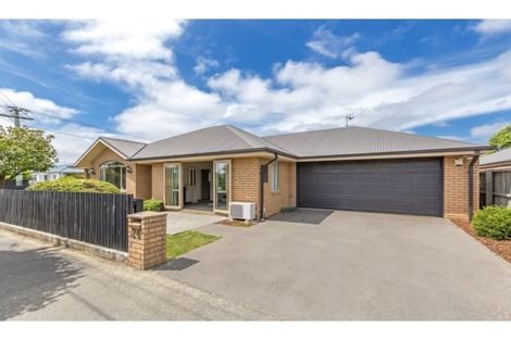 Photo of property in 24 Cooke Street, Somerfield, Christchurch, 8024