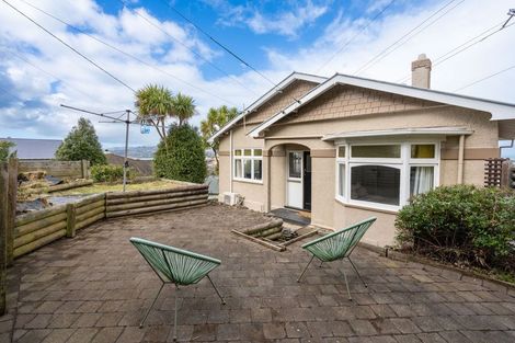 Photo of property in 33 Forfar Street, Clyde Hill, Dunedin, 9011