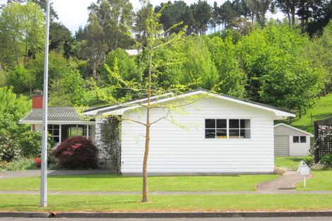 Photo of property in 16 Sunvale Crescent, Whataupoko, Gisborne, 4010