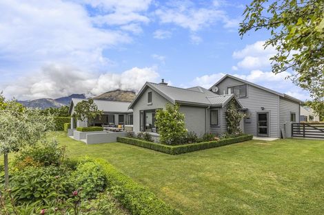 Photo of property in 2 Stowmore Lane, Lower Shotover, Queenstown, 9371