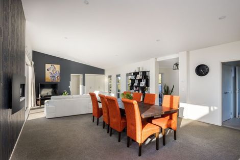 Photo of property in 576a Mangorei Road, Mangorei, New Plymouth, 4371