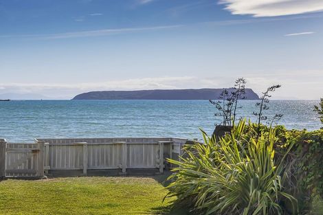 Photo of property in 52 Steyne Avenue, Plimmerton, Porirua, 5026