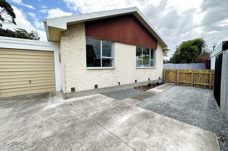 Photo of property in 2/3 Korora Street, Bromley, Christchurch, 8062