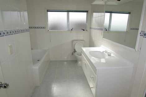 Photo of property in 1/36 Whiting Grove, West Harbour, Auckland, 0618