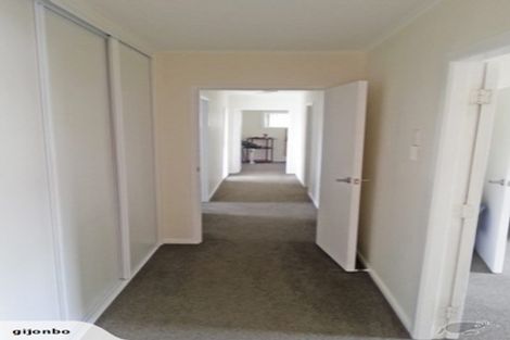 Photo of property in 10 Norval Road, Henderson, Auckland, 0610