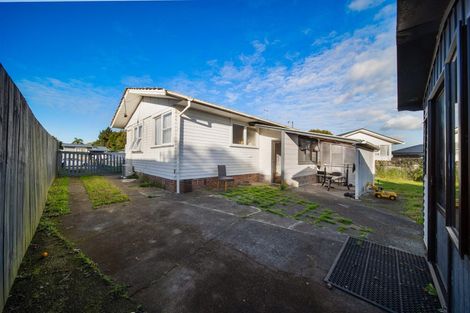 Photo of property in 24 Winsford Street, Manurewa, Auckland, 2102