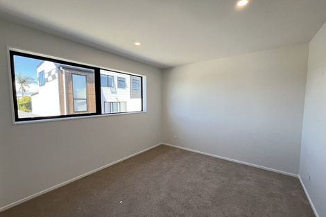 Photo of property in 130 Forrest Hill Road, Forrest Hill, Auckland, 0620