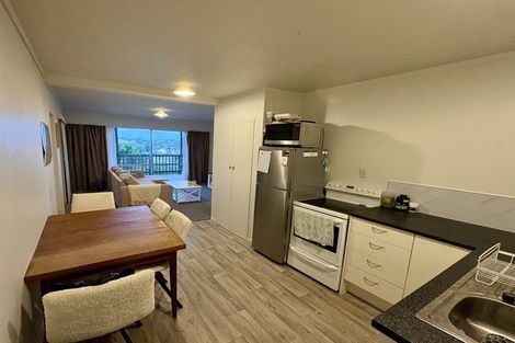 Photo of property in 22 Tower Hill, Stanmore Bay, Whangaparaoa, 0930