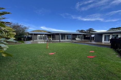 Photo of property in 1437 Clevedon Kawakawa Road, Kawakawa Bay, Papakura, 2585