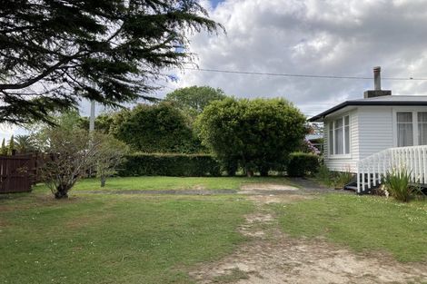 Photo of property in 318 Swanson Road, Henderson, Auckland, 0610