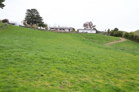 Photo of property in 543 Mataro Road, Onaero, Urenui, 4375