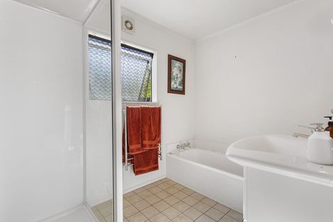 Photo of property in 1c Blackett Crescent, Meadowbank, Auckland, 1072