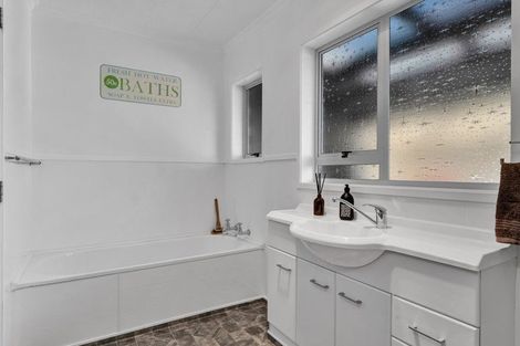 Photo of property in 8 Mangati Road, Bell Block, New Plymouth, 4312