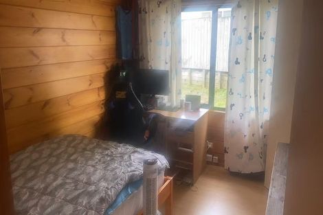 Photo of property in 1/3 Manutara Avenue, Forrest Hill, Auckland, 0620