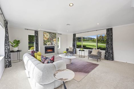 Photo of property in 289 Old North Road, Kumeu, 0892