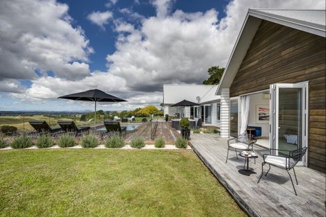 Photo of property in 1232 Taihape Road, Sherenden, Hastings, 4179