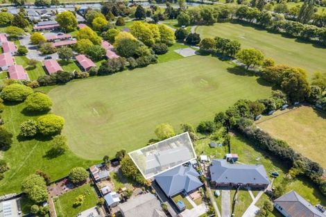 Photo of property in 2/9 Braemar Place, Avonside, Christchurch, 8061