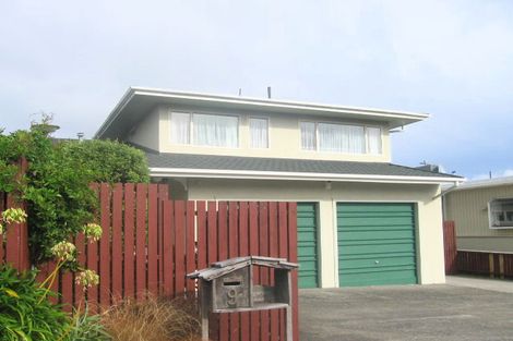 Photo of property in 9 Lilac Lane, Maungaraki, Lower Hutt, 5010