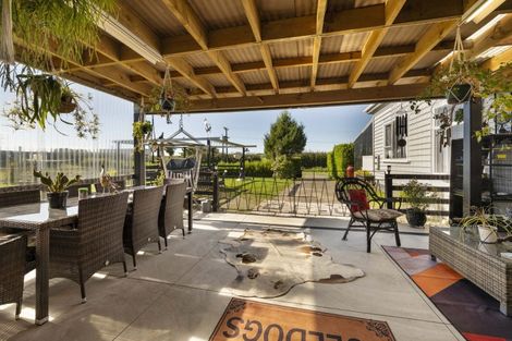 Photo of property in 3 Mabey Street, Eltham, 4322