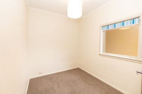 Photo of property in 64 Marine Parade, North New Brighton, Christchurch, 8083