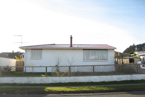 Photo of property in 81 Walker Crescent, East Gore, Gore, 9710