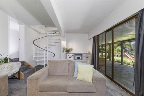 Photo of property in 41 Valley View Road, Glenfield, Auckland, 0629