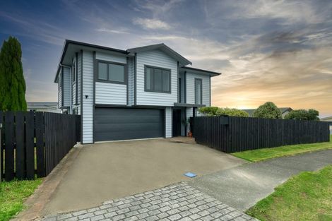 Photo of property in 17 Doncaster Terrace, Ascot Park, Porirua, 5024