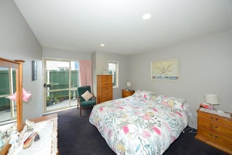 Photo of property in 16 Mona Vale Avenue, Riccarton, Christchurch, 8011