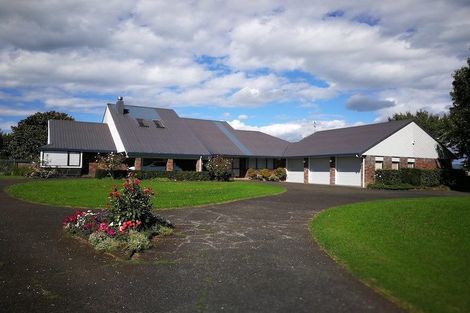 Photo of property in 85 Pararekau Road, Karaka, Papakura, 2580