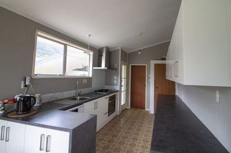 Photo of property in 1 Ruakaka Avenue, Te Aroha, 3320