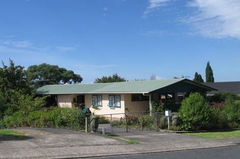 Photo of property in 13 Hilling Street, Titirangi, Auckland, 0604