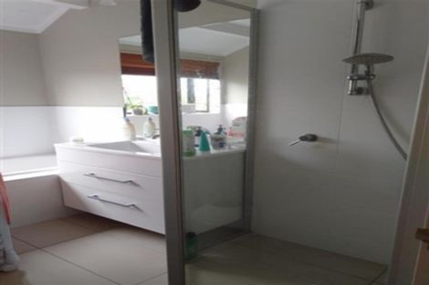 Photo of property in 6 Brigham Creek Road, Whenuapai, Auckland, 0618