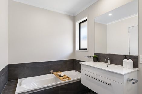 Photo of property in 22 Tiria Drive, Papamoa Beach, Papamoa, 3118
