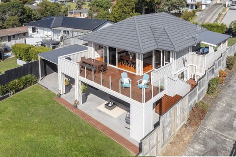 Photo of property in 78 Alexander Street, Cockle Bay, Auckland, 2014