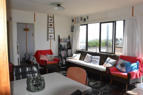 Photo of property in 5 Tokopapa Street, Mokau, 4376