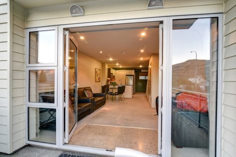 Photo of property in Remarkables Apartments, 11/658 Frankton Road, Queenstown, 9300