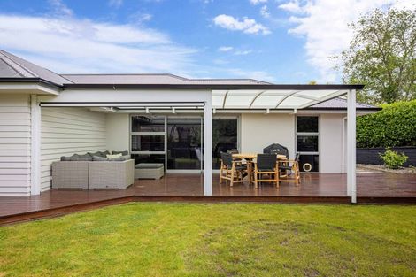 Photo of property in 1 Waimarama Court, Roslyn, Palmerston North, 4414