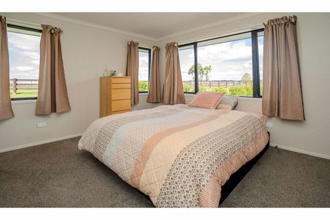 Photo of property in 1 Fernbird Grove, Kerikeri, 0294