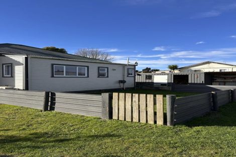 Photo of property in 225 Bridge Street, Eltham, 4322