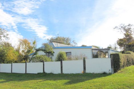 Photo of property in 2 Kakanui Road, Kakanui, Oamaru, 9495