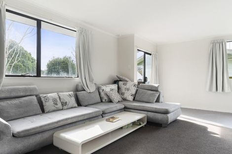 Photo of property in 1/57 Redcrest Avenue, Red Hill, Papakura, 2110