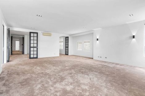 Photo of property in 12a Victoria Avenue, Dannevirke, 4930