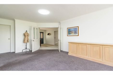 Photo of property in 14 Mcentee Road, Waitakere, Auckland, 0816